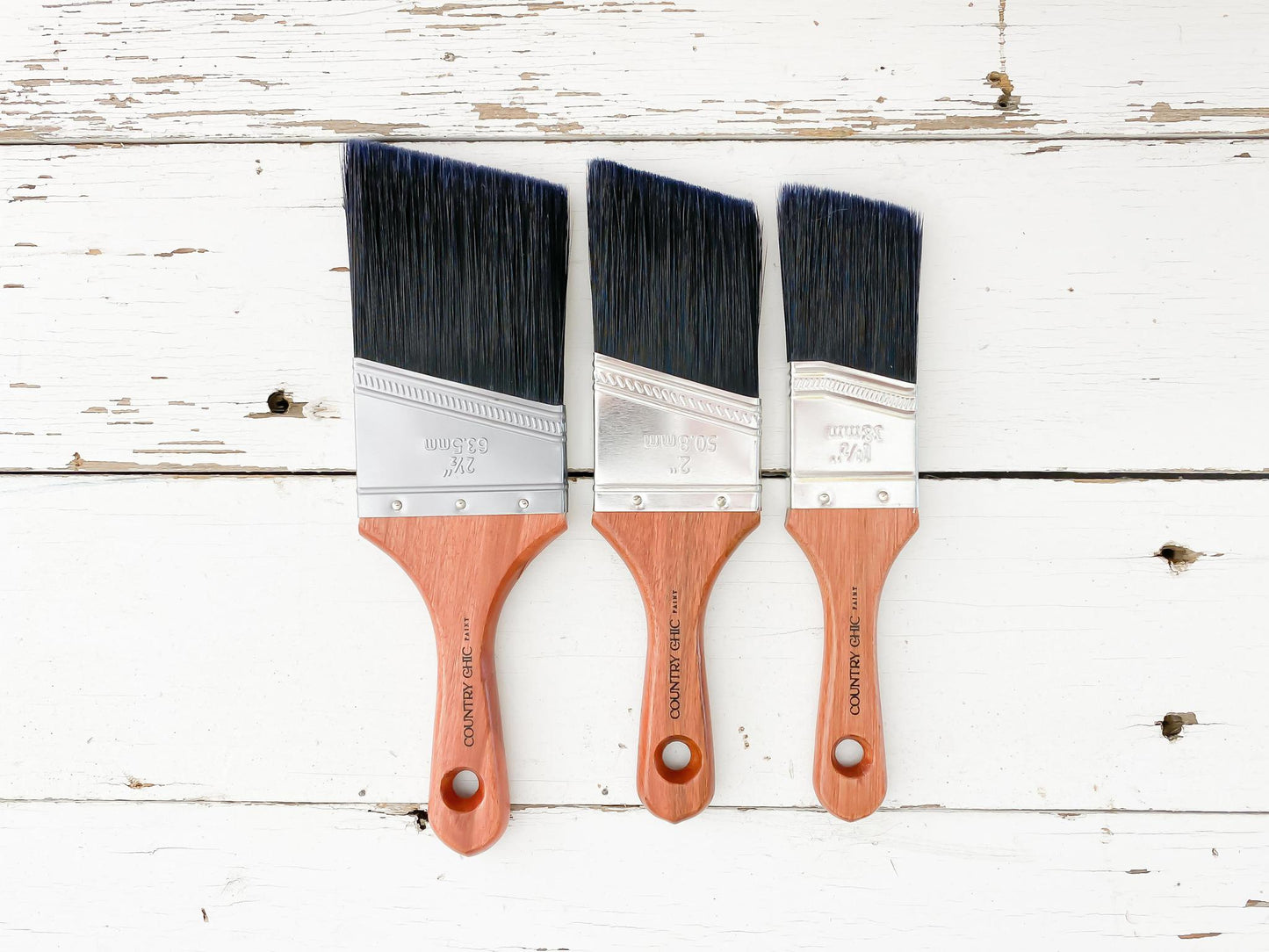 Country Chic - Short Handled Paint Brush - Synthetic Bristles