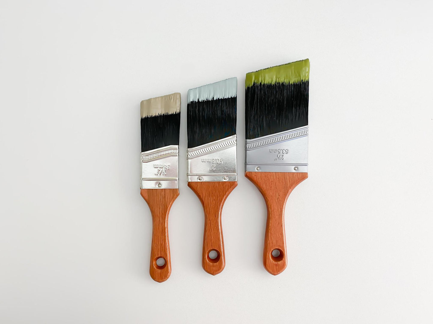 Country Chic - Short Handled Paint Brush - Synthetic Bristles