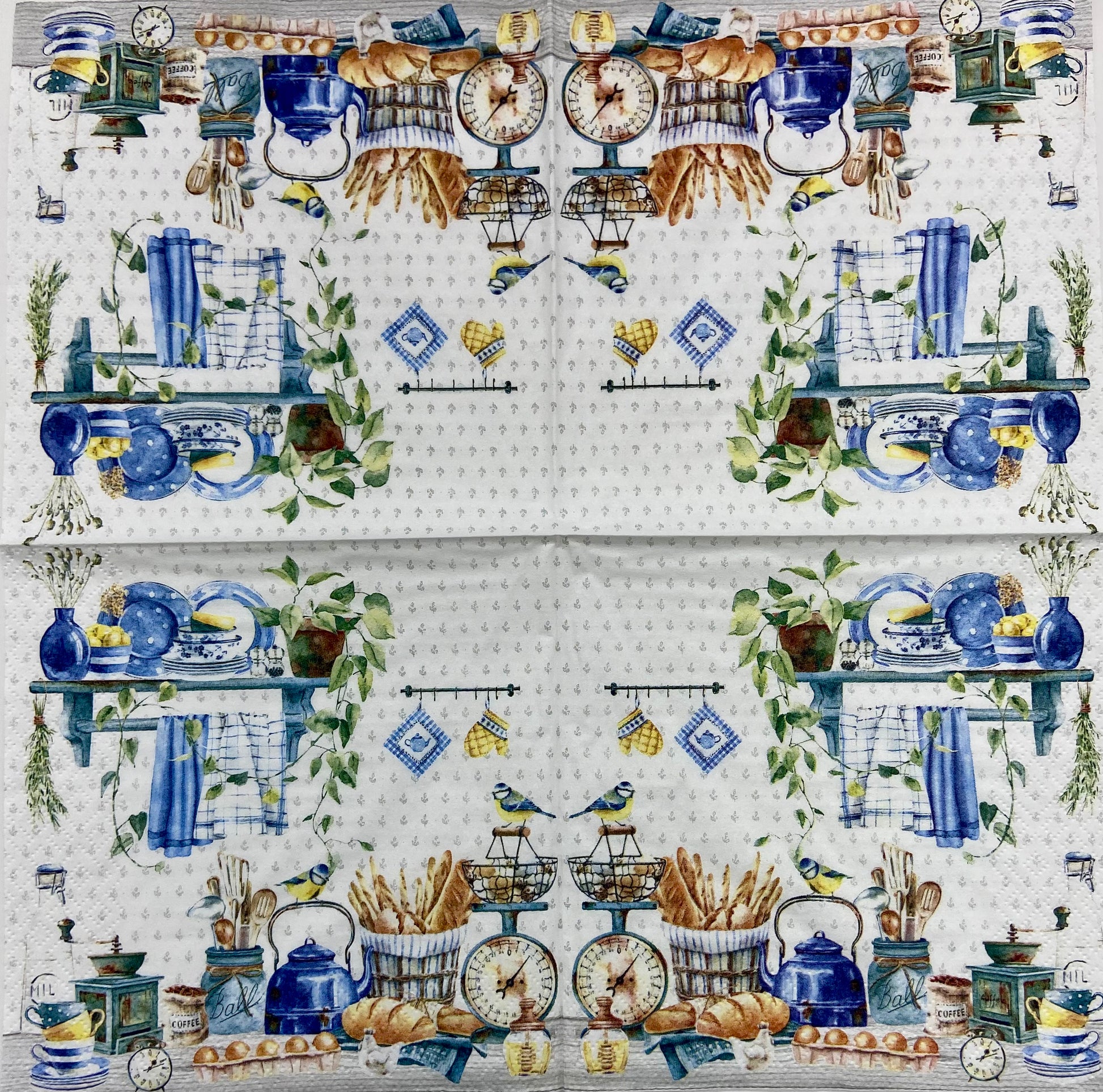 Decoupage Napkins 6.5" (2pcs)- Petit Déjeuner