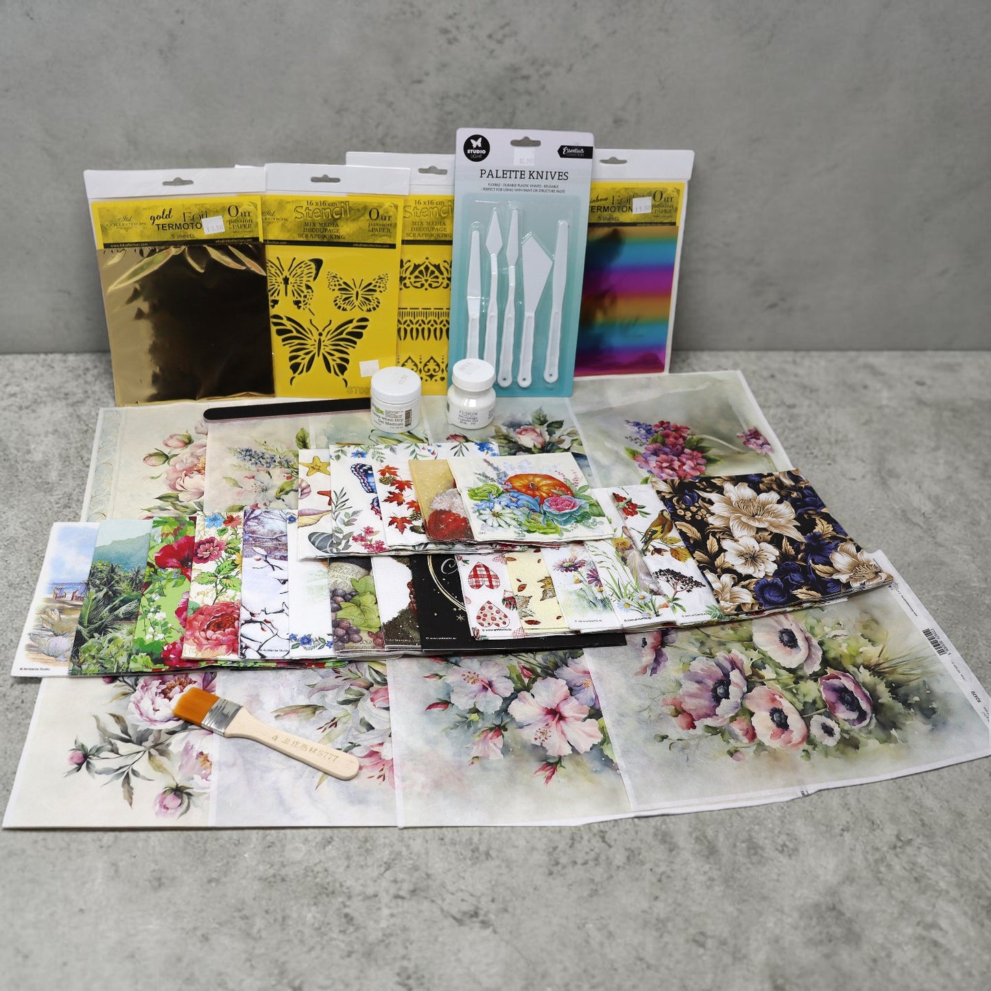 Mega Value Bundle #3 - Foils and Fun