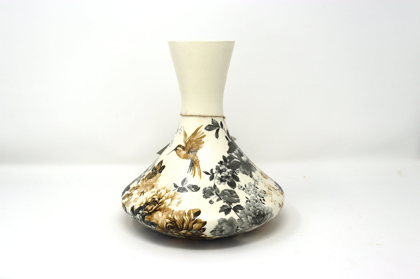 Gardenia & Hummingbird Vase